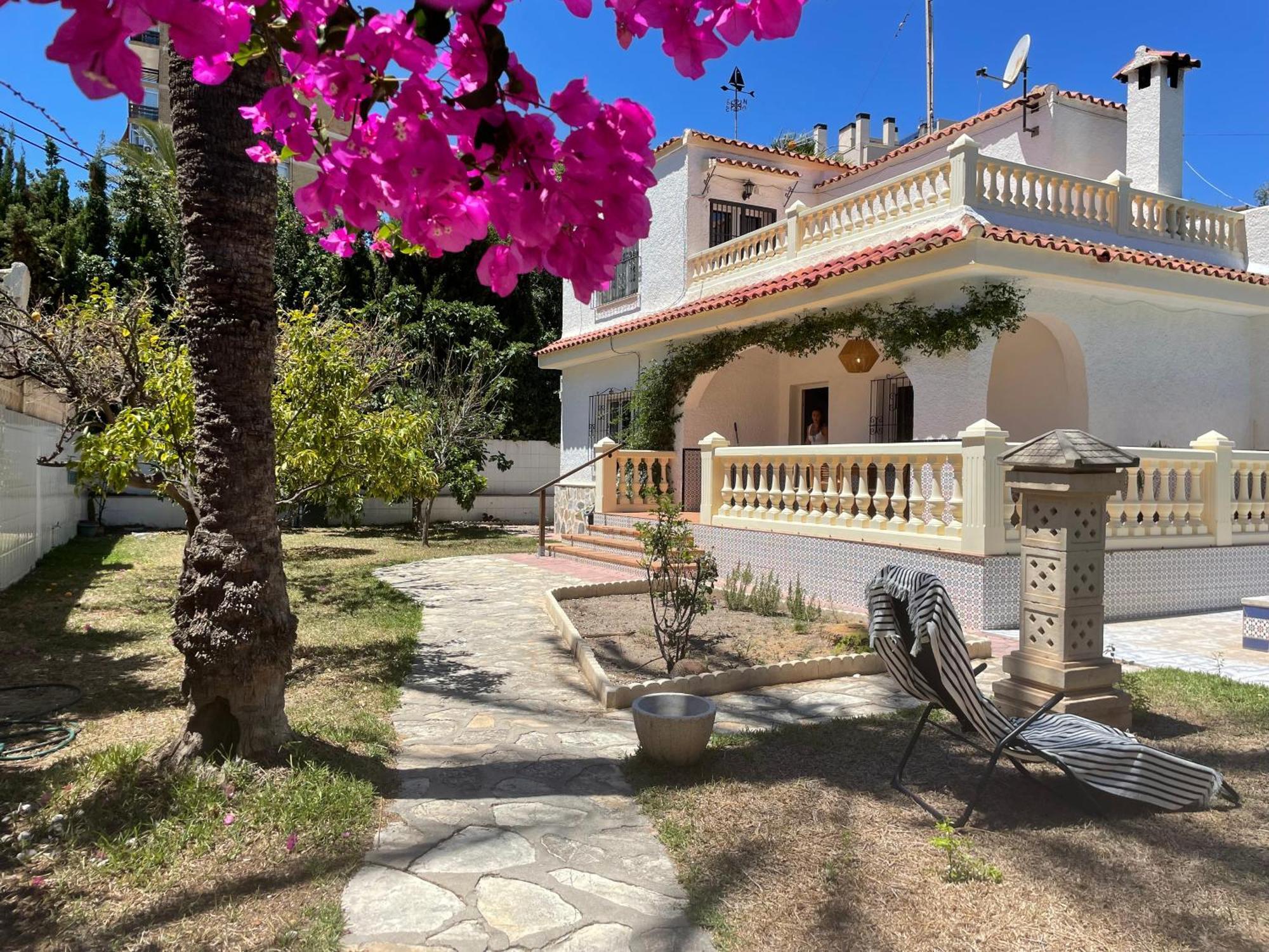 Villa Con Piscina A 5 Min A Pie De La Playa Y Pau5 Ел Кампело Екстериор снимка